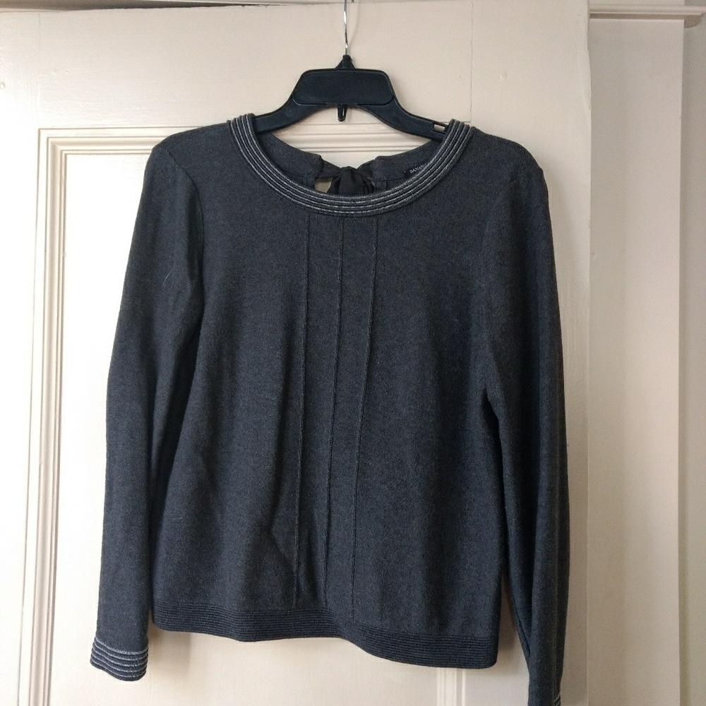 Banana Republic sweater with ribbon tie size S
